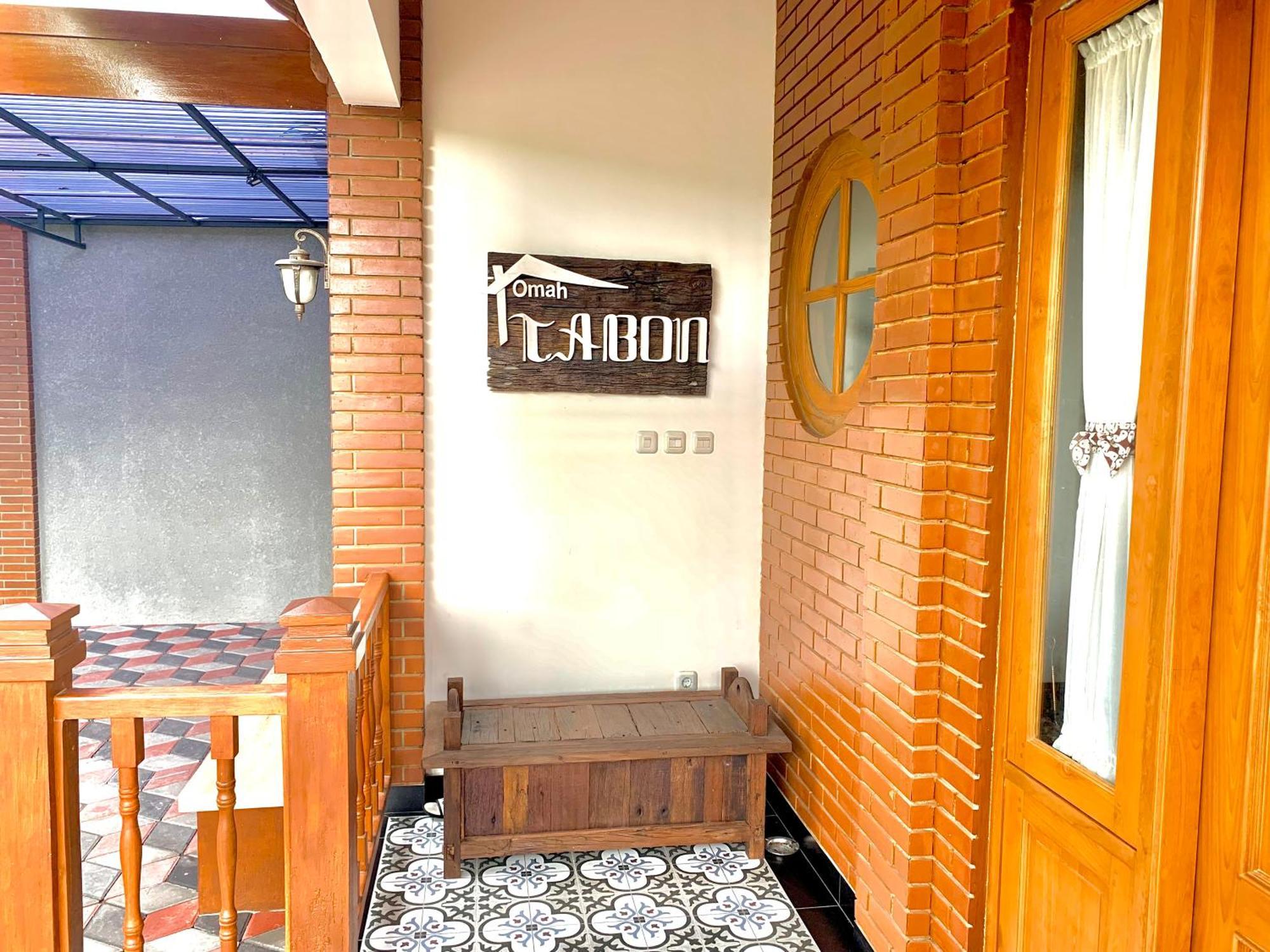 Omah Tabon Jogja - Close To Malioboro Yogyakarta Eksteriør billede