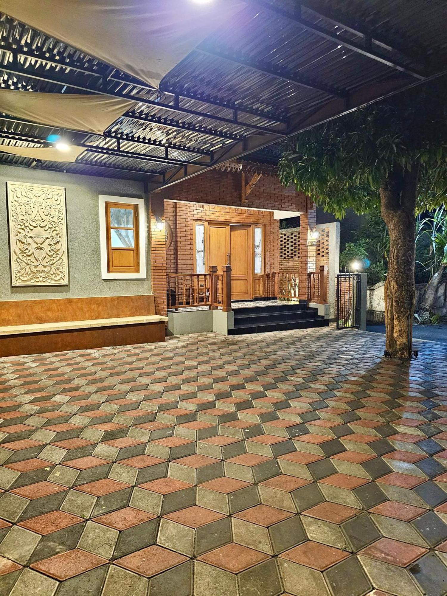Omah Tabon Jogja - Close To Malioboro Yogyakarta Eksteriør billede